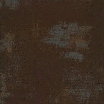 Quilt fabric with dark brown grunge mottled pattern
