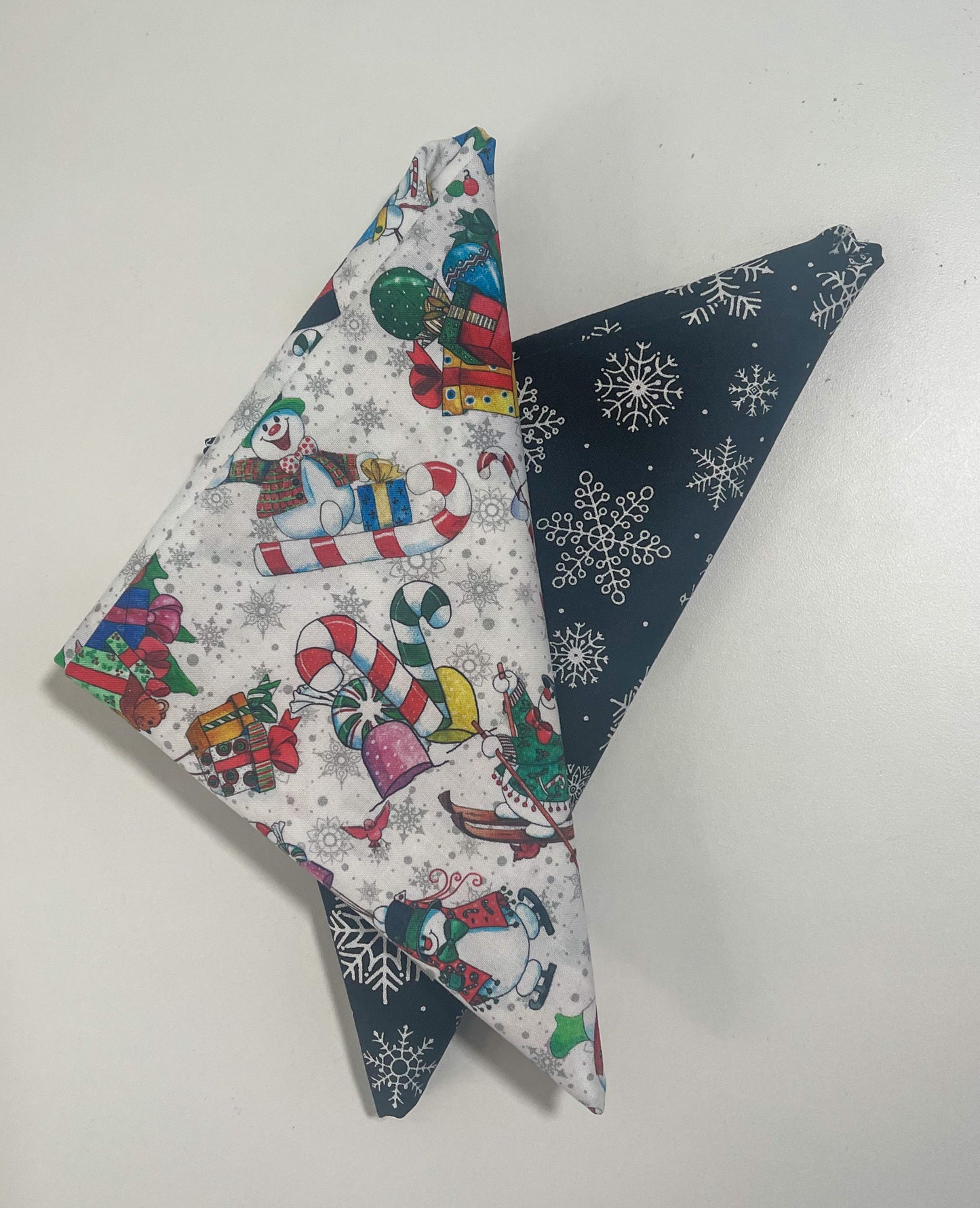 Table Runner Kit - Snowman Follies with Snowflakes on Black