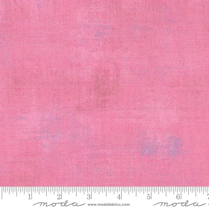 Grunge Blush from Moda Fabrics fabric swatch, pink