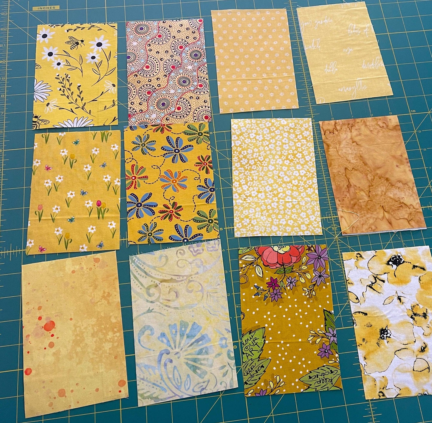 Bea's Palette Packet Yellow Series 1: assorted yellow floral fabric squares
