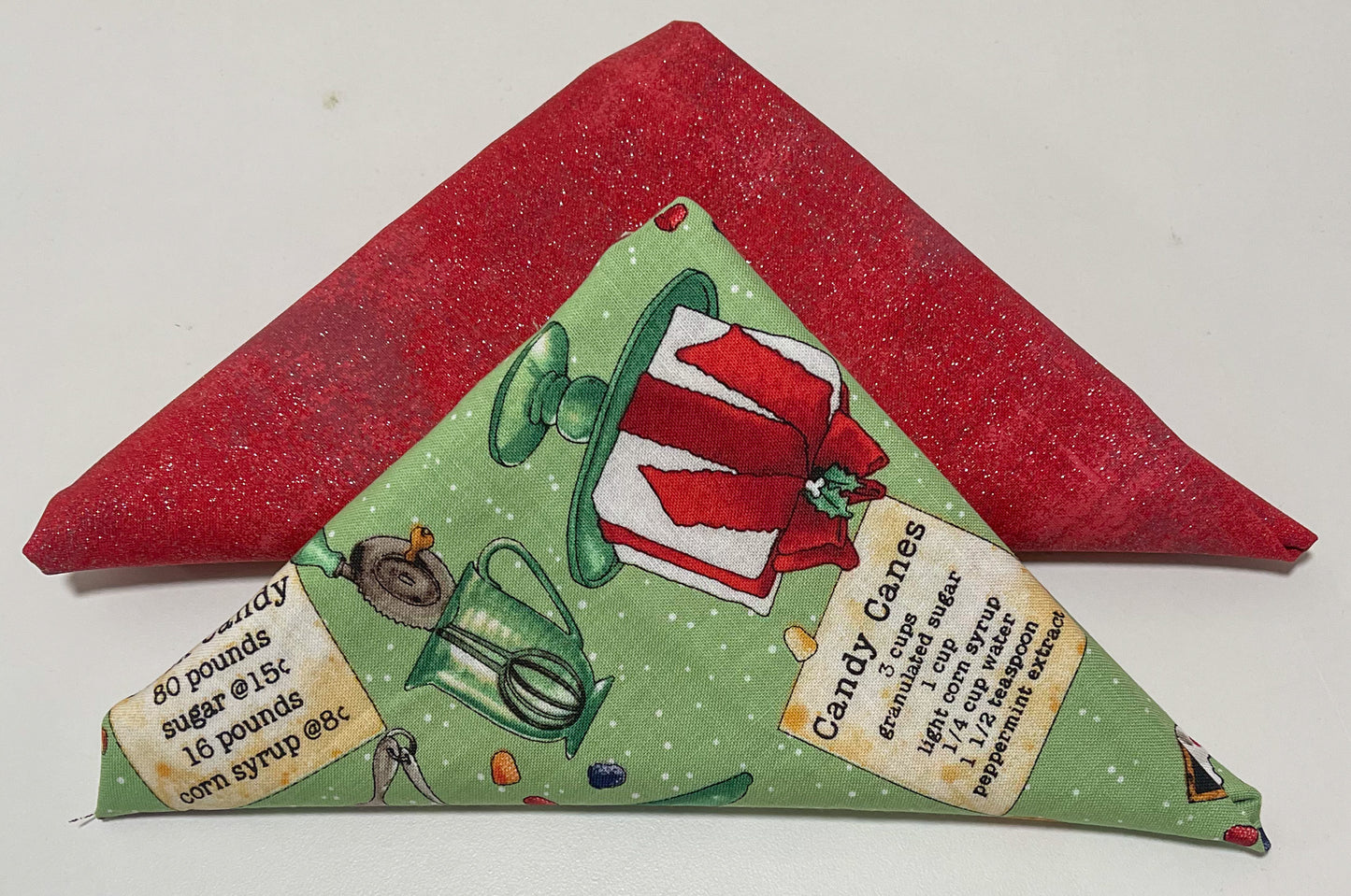 Table Runner Kit - Christmas Baking (Green) & Red Glitter Grunge