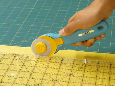 Splash Rotary Cutter 45mm Aqua # RTY2C from Olfa