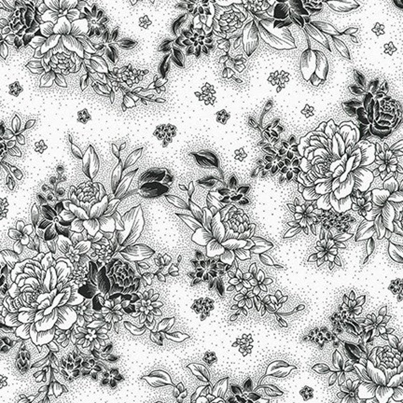 Black & White Floral from Robert Kaufman Sold by the Half Yard
